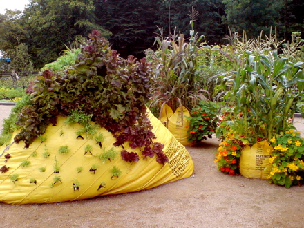 Big-Bag-Vertical-Gardens